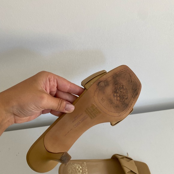 tan Vince Camuto sandal - Picture 15 of 15